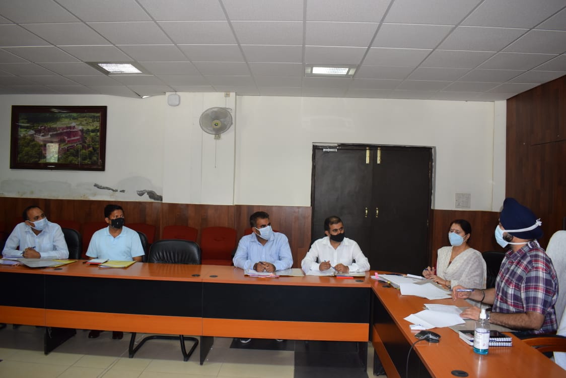 MissionYouth_JK's tweet photo. 84 new cases approved under Mumkin  by District Administration Reasi @DCReasi1. With this the total number of approved cases till date in the district rose to 154 @listenshahid.
More such cases in pipeline, to be approved on priority after proper scrutiny @khabirjk @anoopkumarjk https://t.co/W59IIkxgcE