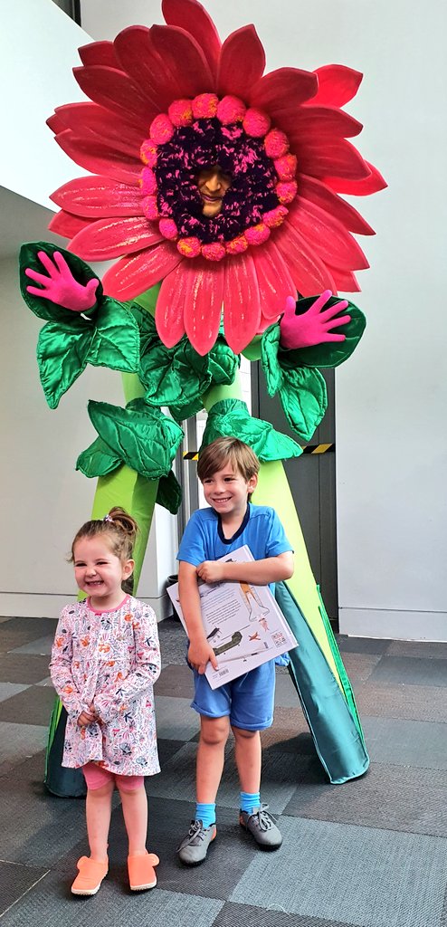 Halton Libraries tweet media