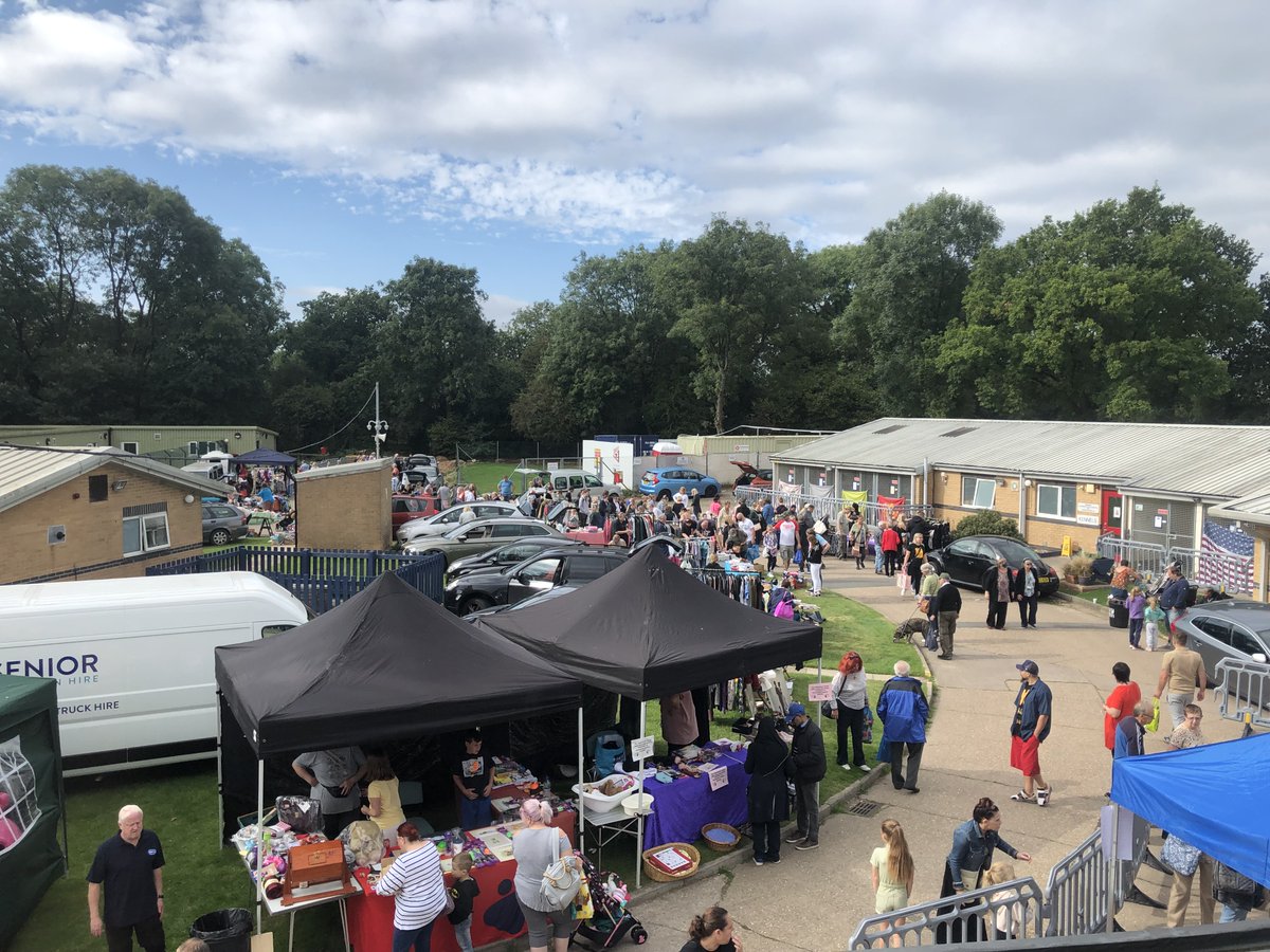 Woodside_AC's tweet photo. Our car boot is a roaring success, full to capacity with stall holders and bargains.
The car boot is on until 3pm today so there is still time to come down and bag a bargain.👜
If you can't make it down perhaps you can help us out by donating a few pounds to help our animals 💙 https://t.co/ZiZvAvsYok