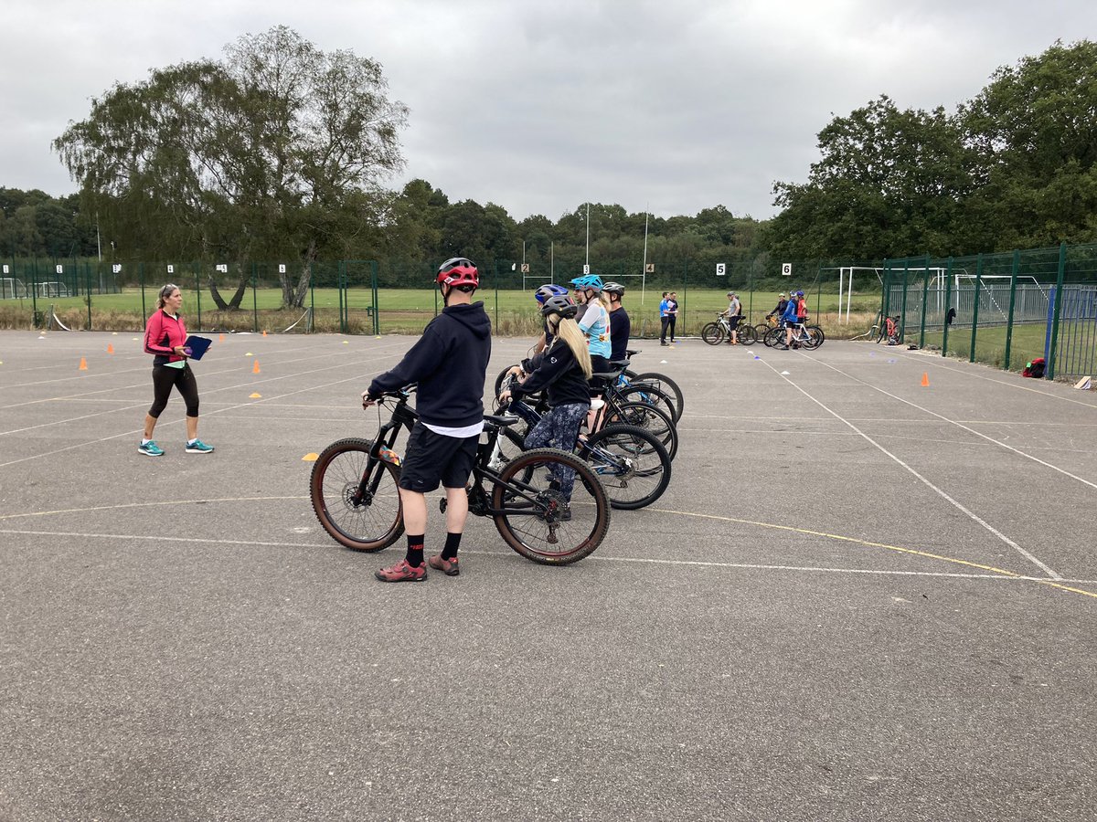 gomezadams64's tweet photo. L1 in full swing of coaching #bcsouth #bccoaching https://t.co/NLQ2WjaAPE