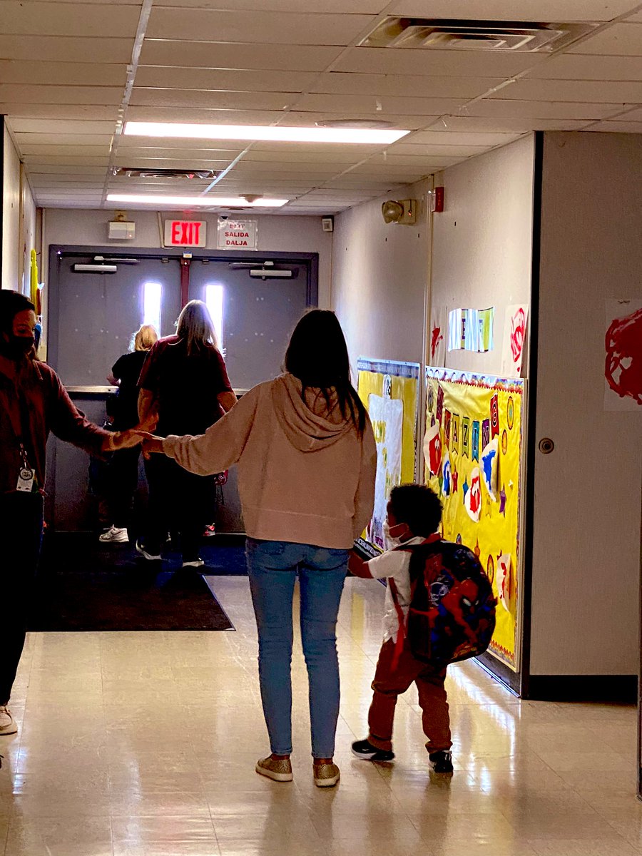buckshillprek's tweet photo. Our crew makes it work. In awe of our strength and perseverance #resilience #love #prekstrong @205Pre @Sharon39711730 @Kcm0719Kristin @MsKrystle_bha @208BhaPreK @LidiaVerdura @MissAllaMiller @BHprekBurke @Scappini_bhprek @mrs_mancini_bha @Maureen_V275 https://t.co/3XOAuzu9NP