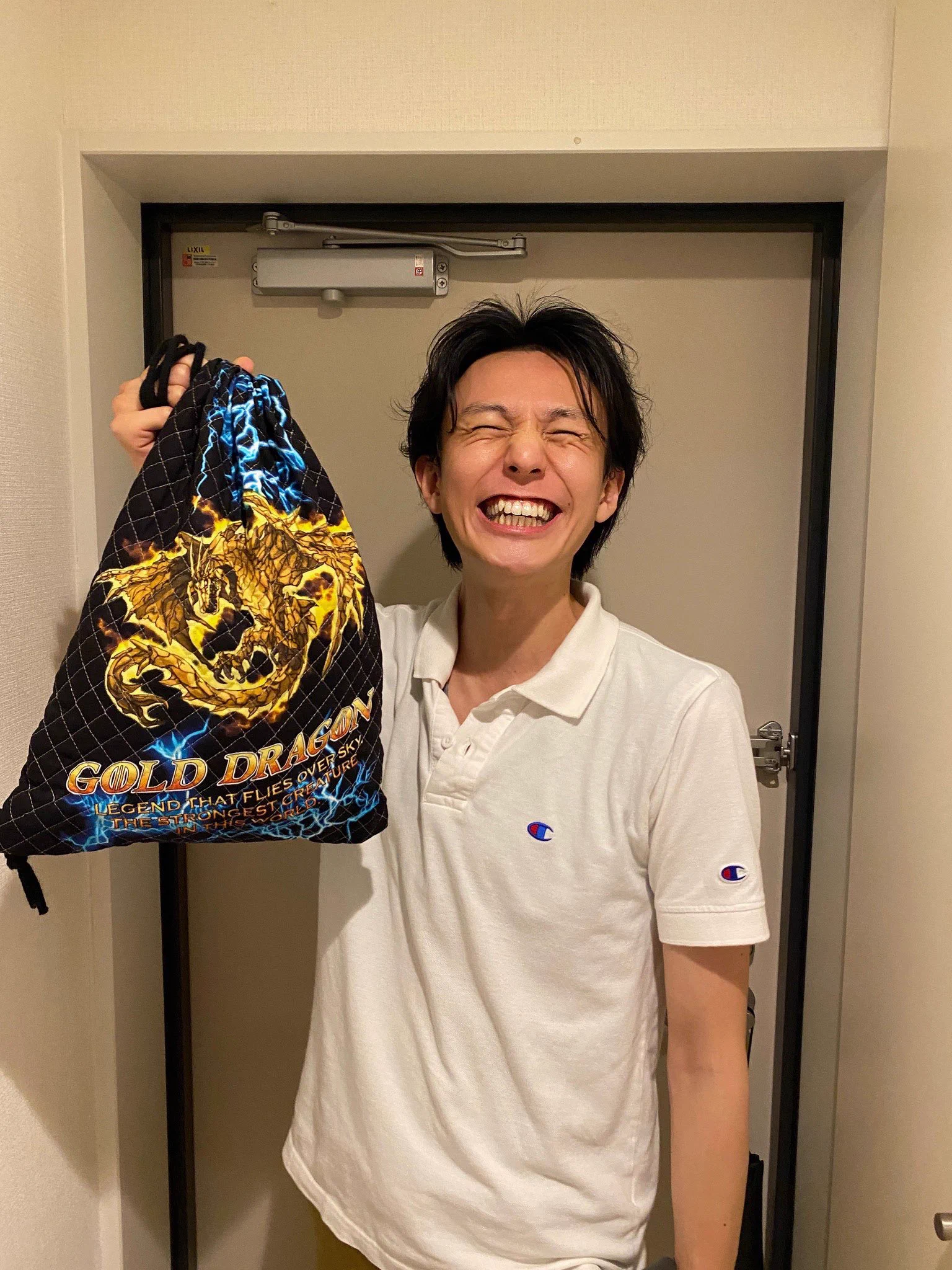 物を大事にするって素敵！小6で作ったナップザック、26歳になっても使う！