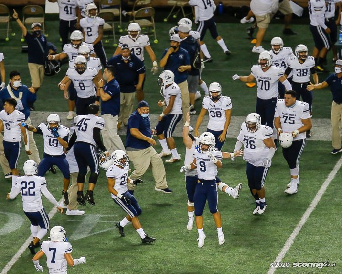 scoringlive's tweet photo. FB: No. 5 Kamehameha guts out 23-21 win over No. 1 Saint Louis https://t.co/JKVJdLts0r https://t.co/BI5Qd8q6b4