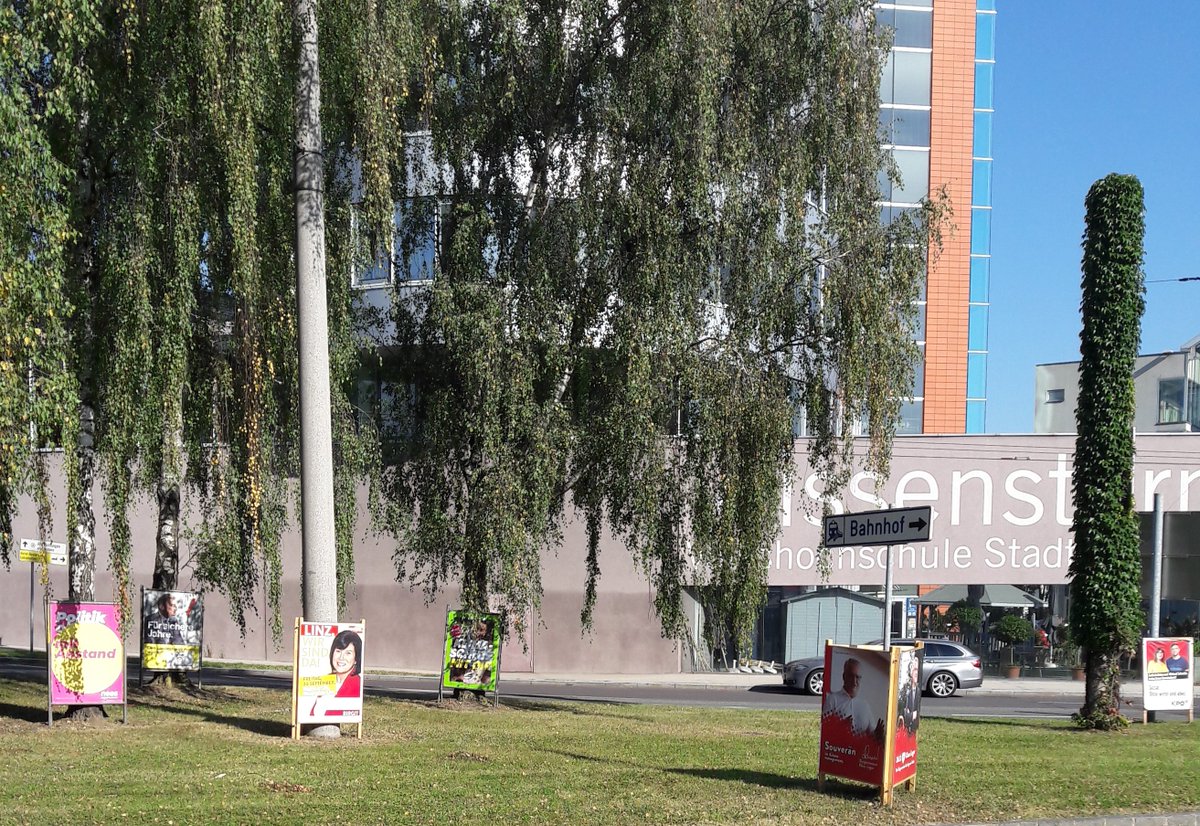 Es ist wieder mal soweit und kaum zu übersehen. Morgen Landtags-, Gemeinderats- und Bürgermeister:innenwahlen in #OÖ. #hingehen #teilhaben