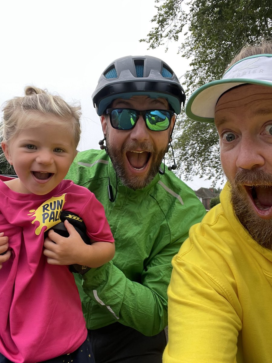 coynes's tweet image. I love randomly bumping into this glorious human bean @andykeetch ❤️🙌🏻 Enjoy your ride pal #rideface #runface #sameface