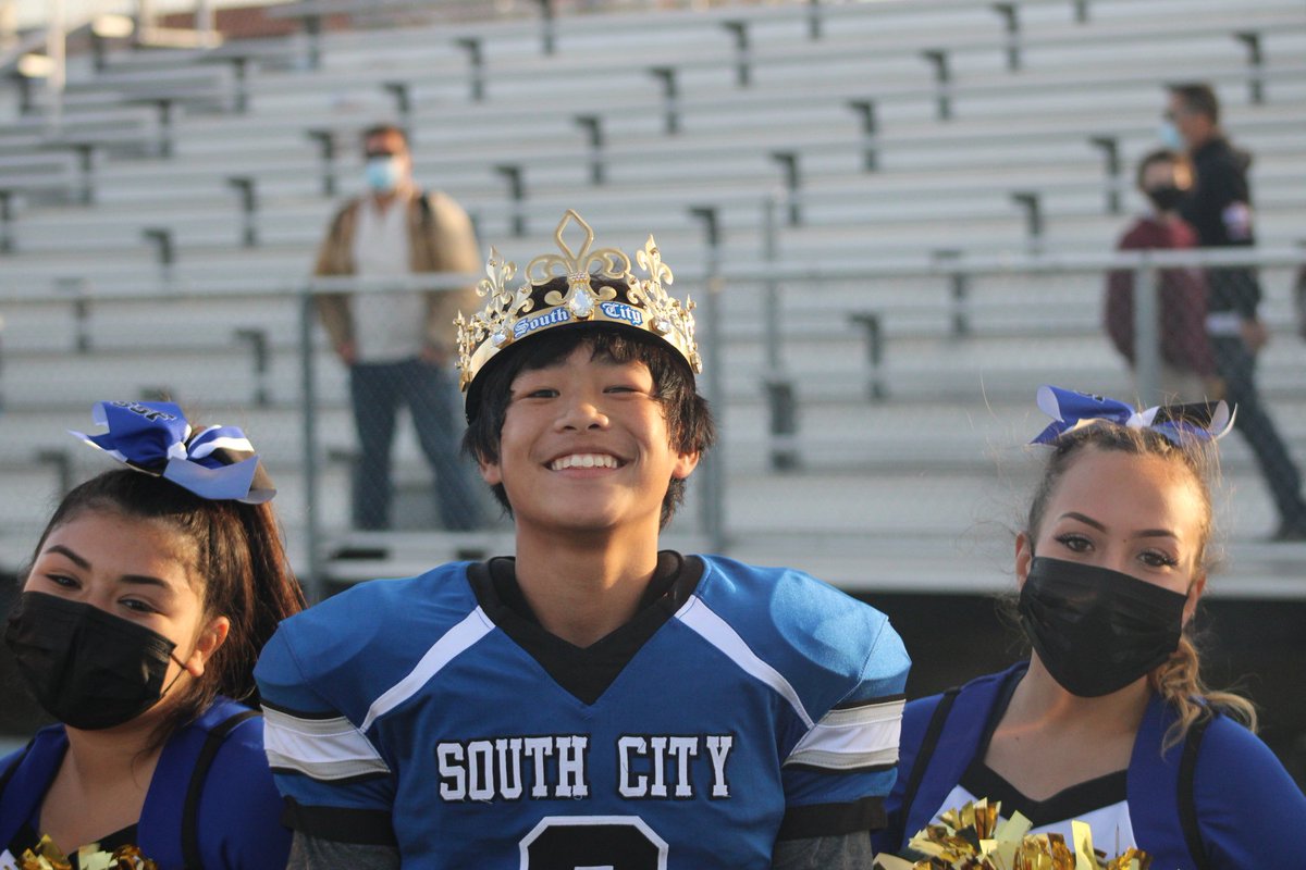 SSFWarriors's tweet photo. Congratulations to #AngeloBartolome (Fr, #2) for his fumble recovery versus CapuchinoHS. He is new to football, but getting better each week. #TurnoverCROWN @ssfhscheer @southcitywarriors @ssfhs_yearbook @ssfhs_asb #PlayInTheNOW #PhotoCredit: #JarrelPaloma https://t.co/GWZ13T9CsM
