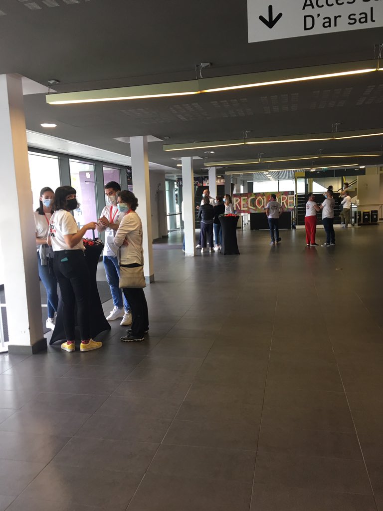 TEDxRennes's tweet photo. Tout est prêt pour accueillir les spectateurs au Liberté !
#TEDxRennes2021 #Recolore #ideasworthspreading #bretagne https://t.co/0Cxe3lik2E