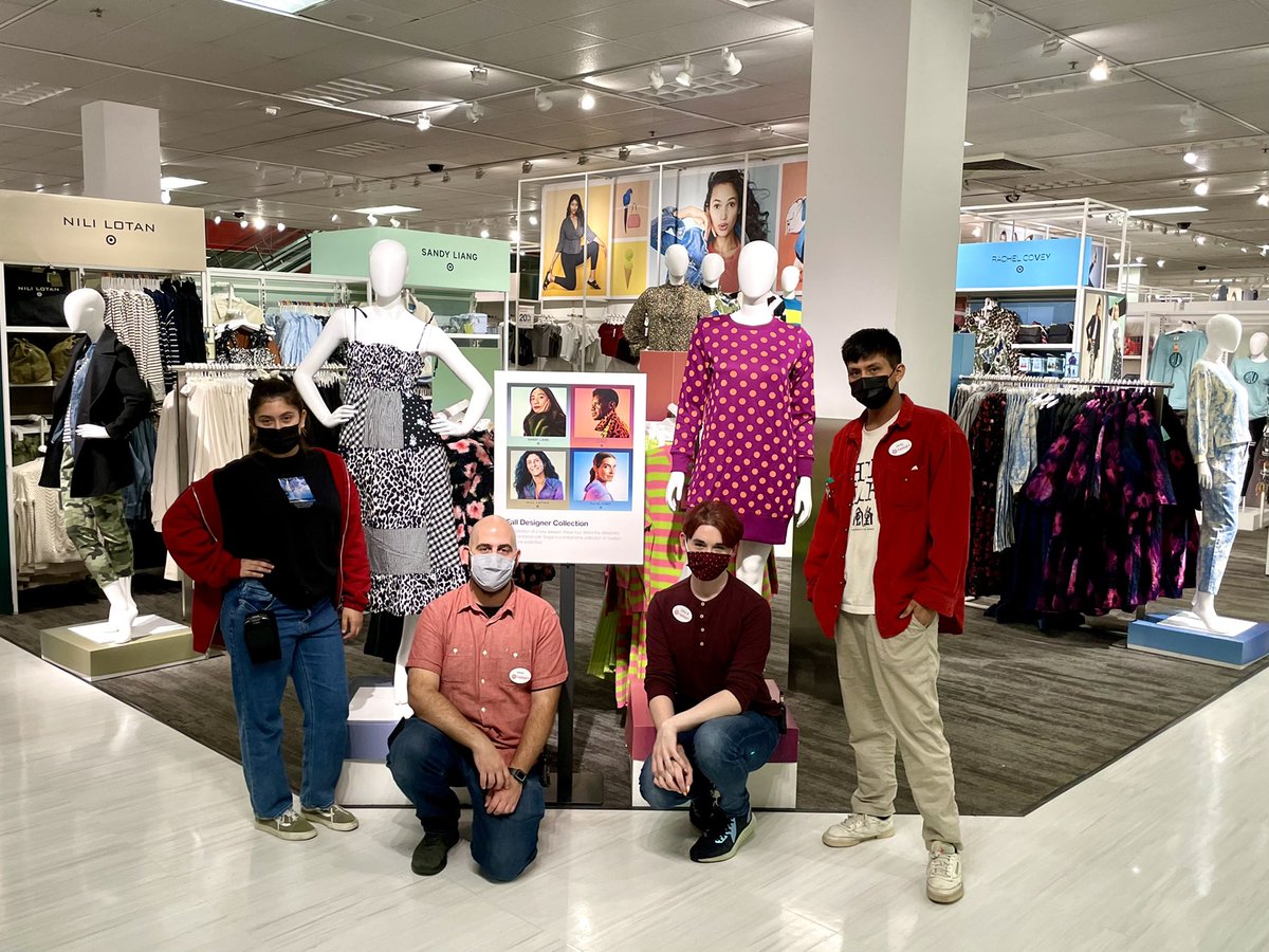 TGT_Chris's tweet photo. It's time!! The New Fall Designer Collection has hit T1344 and it's so on trend! Check it out while the limited merchandise lasts! Huge recognition to my fellow VM partner Ashley and Style TM Jordy. Also to Atlantic Terminal's new VM in training, Jordan. Shop on!! 👚#visual #vm https://t.co/nBxVameVXG
