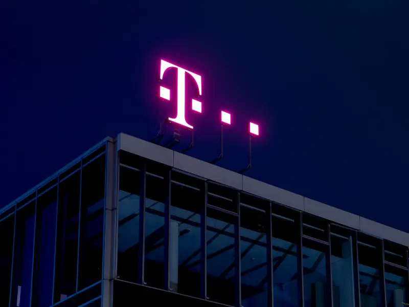 transdata_'s tweet image. Es gibt nur vier Anbieter für die DE-Mail, die eines Tages die normale Briefpost ersetzen soll. Die Telekom steigt nun aus. Doch warum?
Info: transdata.de/news

#mail #telekom #internet #sicherheit #iserlohn #lüdenscheid #altena