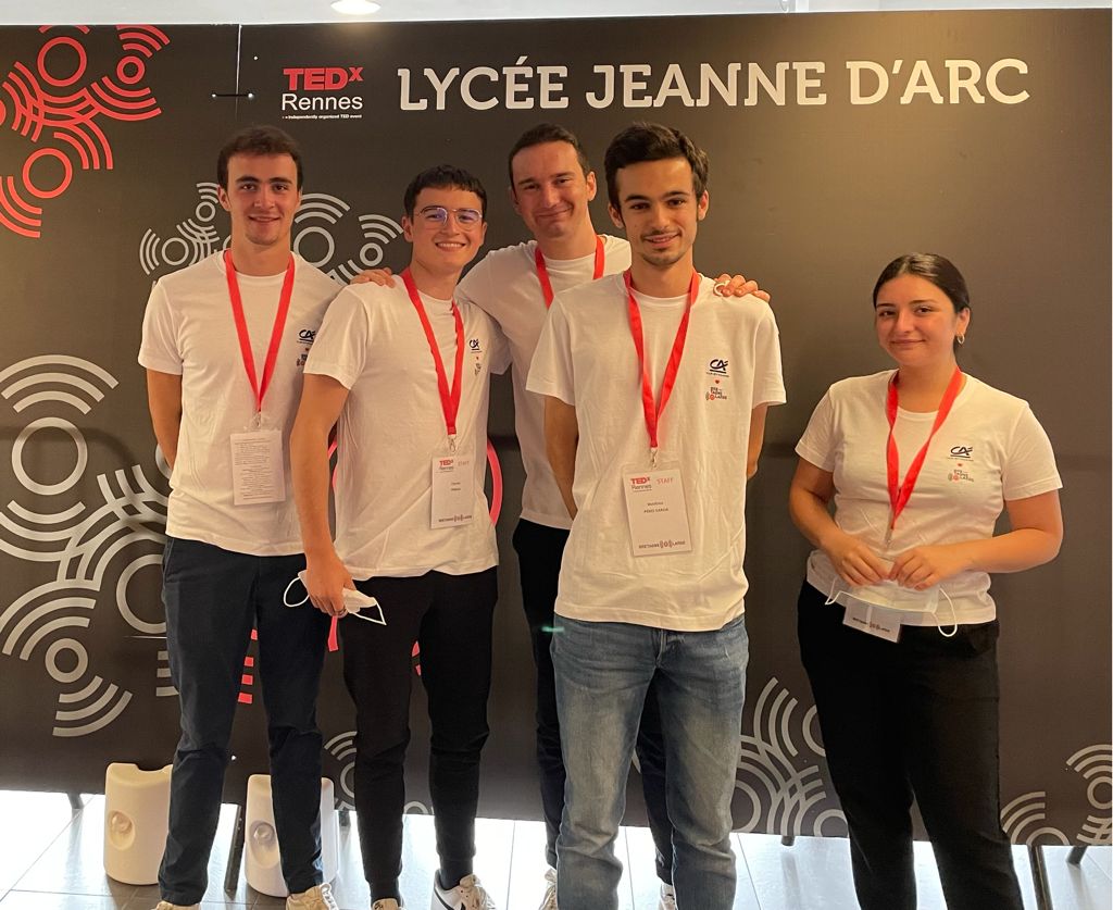 lyceejarennes's tweet photo. Pôle Sup #lyceejarennes Partenaire #TEDxRennes Accueil et communication #TEDxRennes2021 #Rennes #Bretagne #TED #TEDx https://t.co/Uw3JJXQE0v