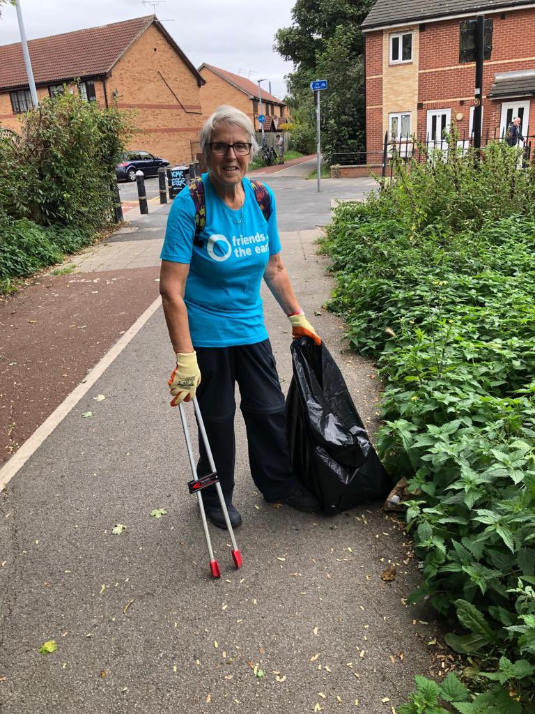FoEHull's tweet photo. Delighted to help @greencorridorHU #litter pick Duesberry St to Stepney this morning. They’re doing some amazing things along this beautiful #ActiveTravel corridor to create a natural haven and urban sanctuary #TheGreatBigGreenWeek #LeftForNature @GOSHNetwork @Hullccnews https://t.co/82EP2QgMe3