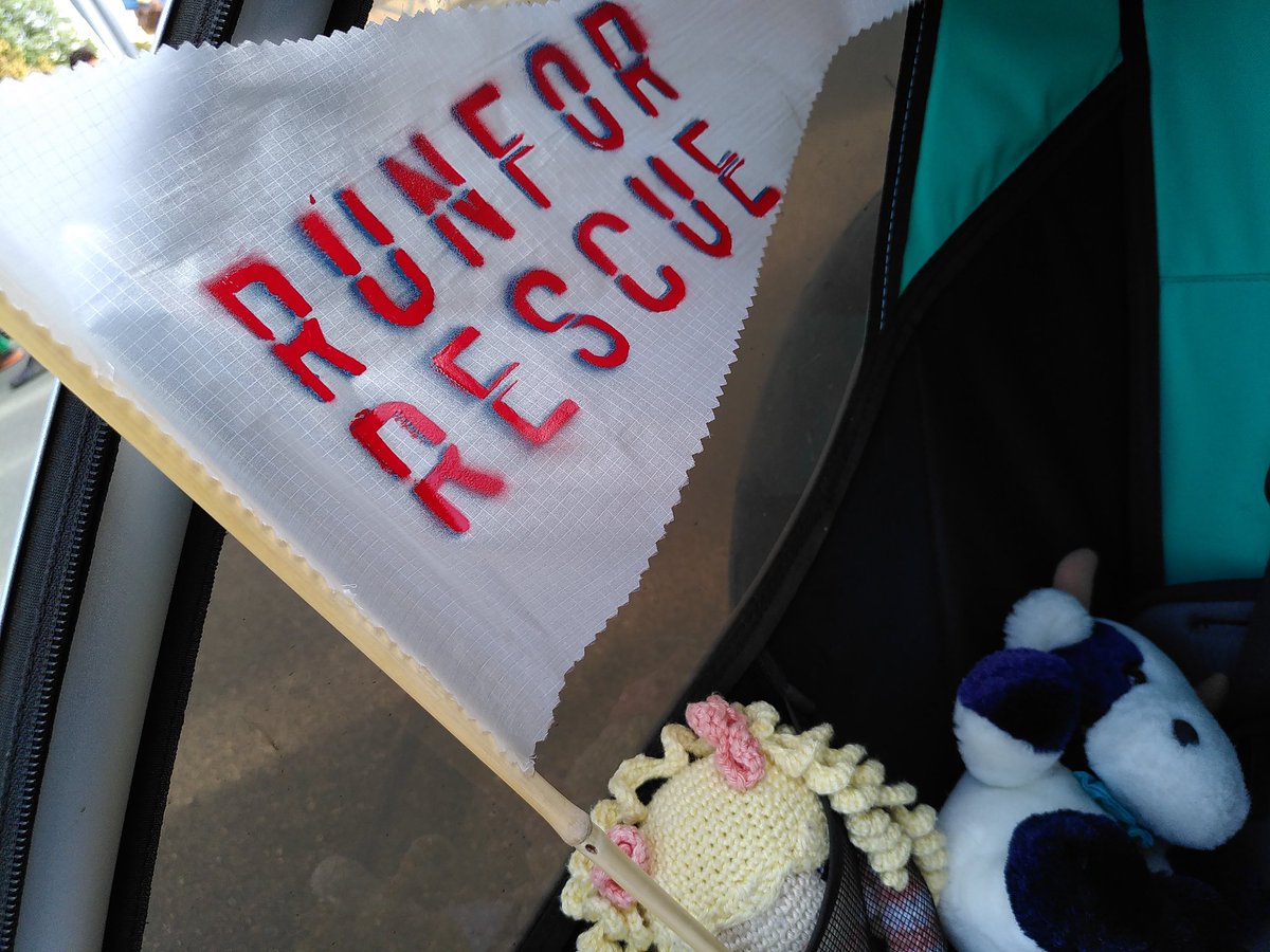 Just finished our #RunforRescue ! :) Join in Dresden, Bonn, Würzburg, Stuttgart, and Bremen today! #LeaveNoOneBehind