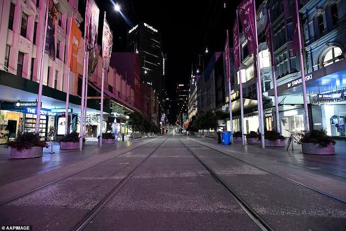 Absolute scenes in Melbourne right now #AFLGF