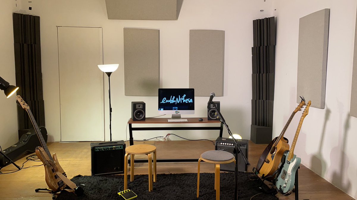 earSpace_'s tweet photo. Welcome to the space.. we’ll bring you to another universe. Music universe. https://t.co/cxHXOr1zFm