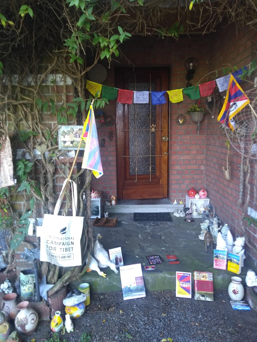 chrisjevnhv's tweet photo. #FLAGSFORTIBET https://t.co/s768uJMBSl