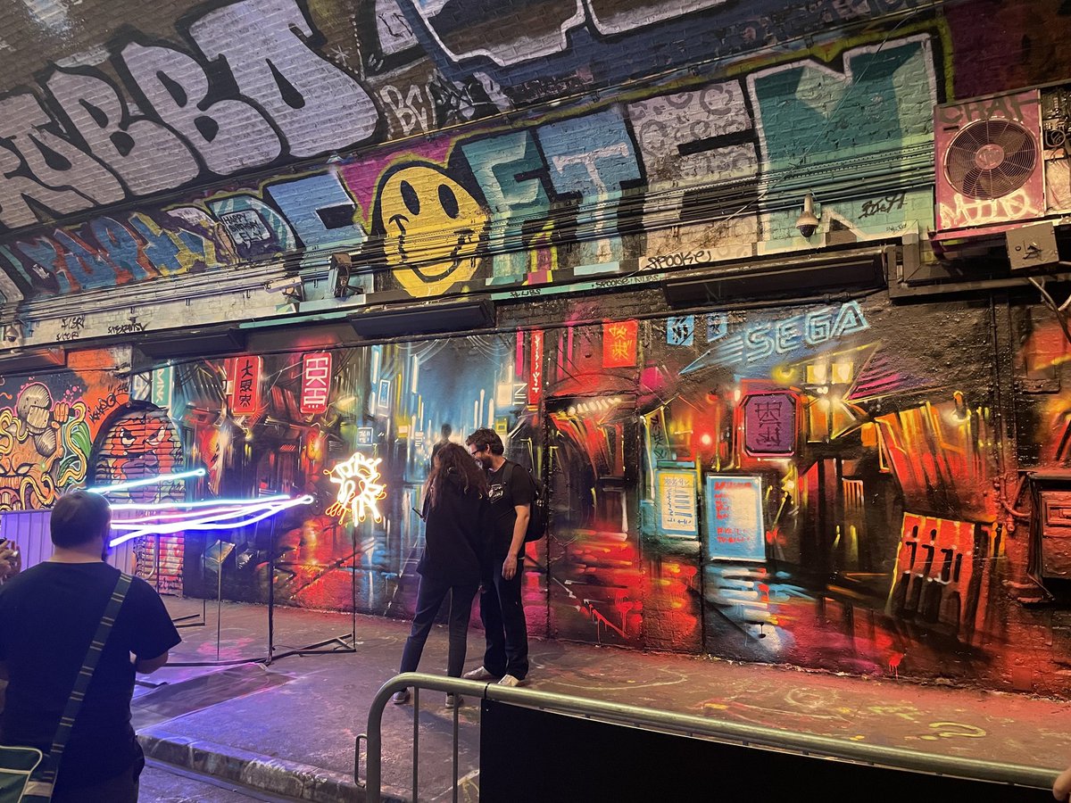 EnterKebab's tweet photo. #LostJudgmentMural https://t.co/NCoTEQCjMf