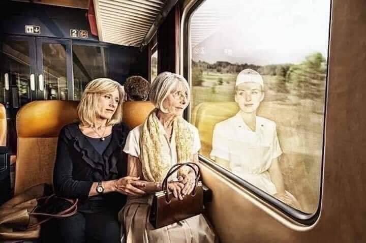 "بينما كنا ننتظر أن يمر الصعب .. مر العمر."