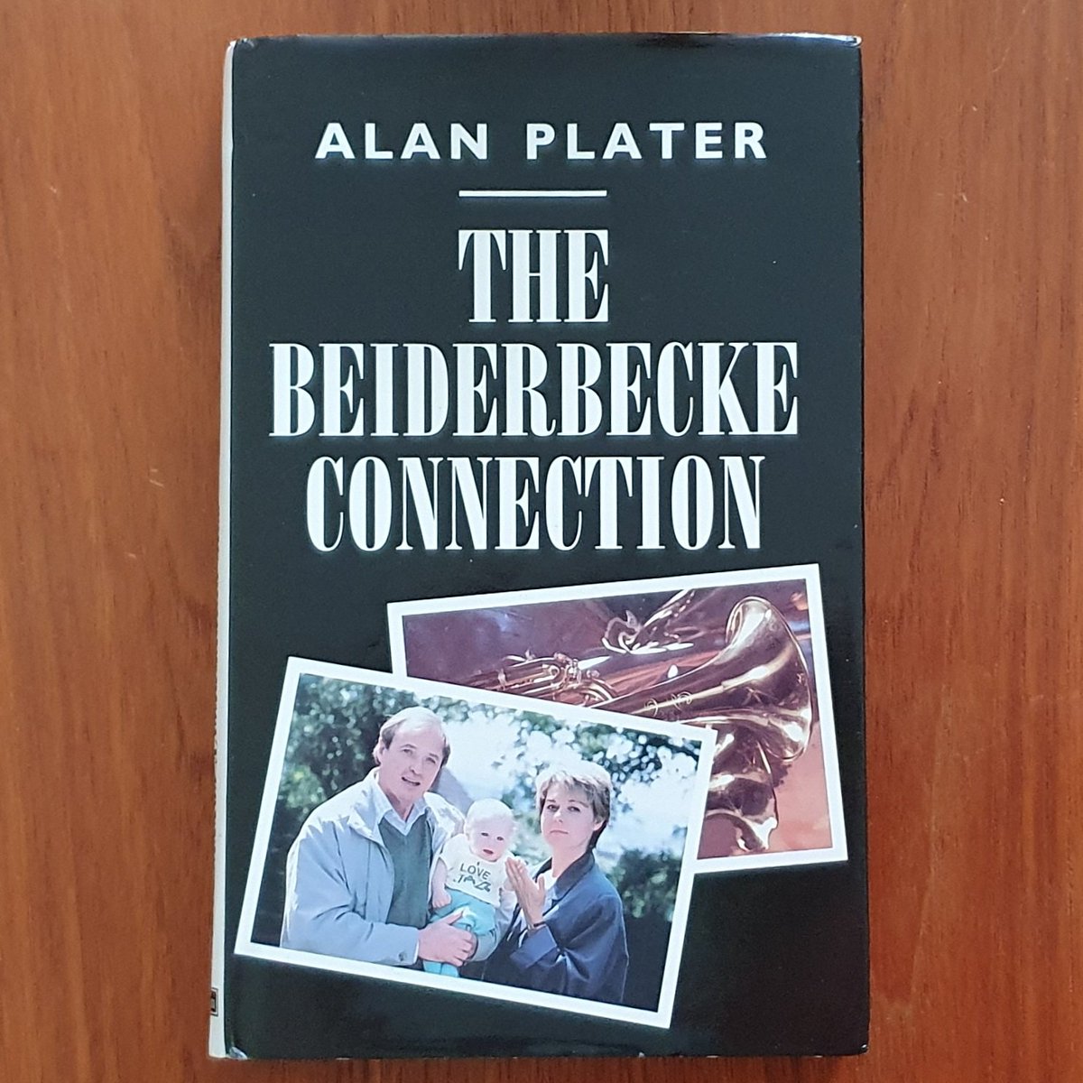 New read: one last wander round the mean streets of Leeds as I finish off the trilogy...  #newread #TheBeiderbeckeConnection #AlanPlater #books