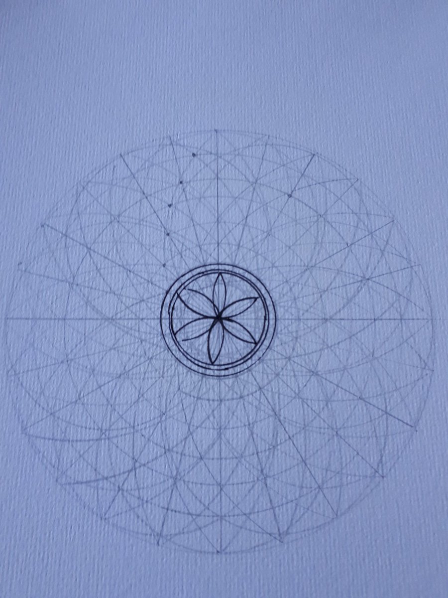 fractionfanatic's tweet photo. A few pics from this morning. The Roman mosaic pattern got a little confusing with so many pencil lines #circlegc https://t.co/stwf63pg6g