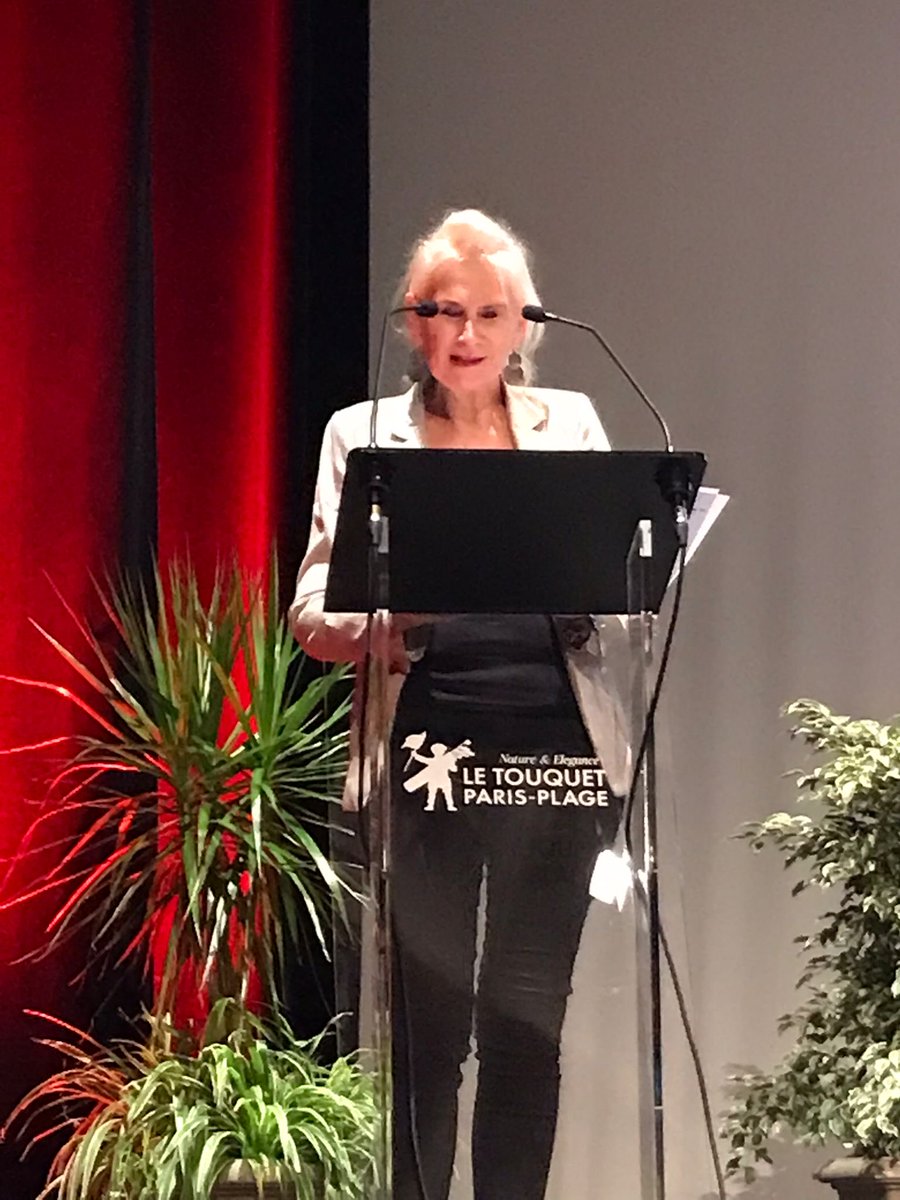 Un grand merci à la ⁦<a href="/COBHAF/">Conférence Des Bâtonniers Des Hauts De France</a>⁩ pour son sympathique accueil;les libertés publiques restent une préoccupation d’actualité;encore un colloque réussi avec des intervenants de très grande qualité ⁦<a href="/DelphineBOESEL/">Delphine Boesel</a>⁩ ⁦<a href="/LaurentPettiti/">pettiti laurent</a>⁩ ⁦<a href="/CGLPL/">CGLPL</a>⁩ ⁦<a href="/AlainCockenpot/">Alain COCKENPOT</a>⁩