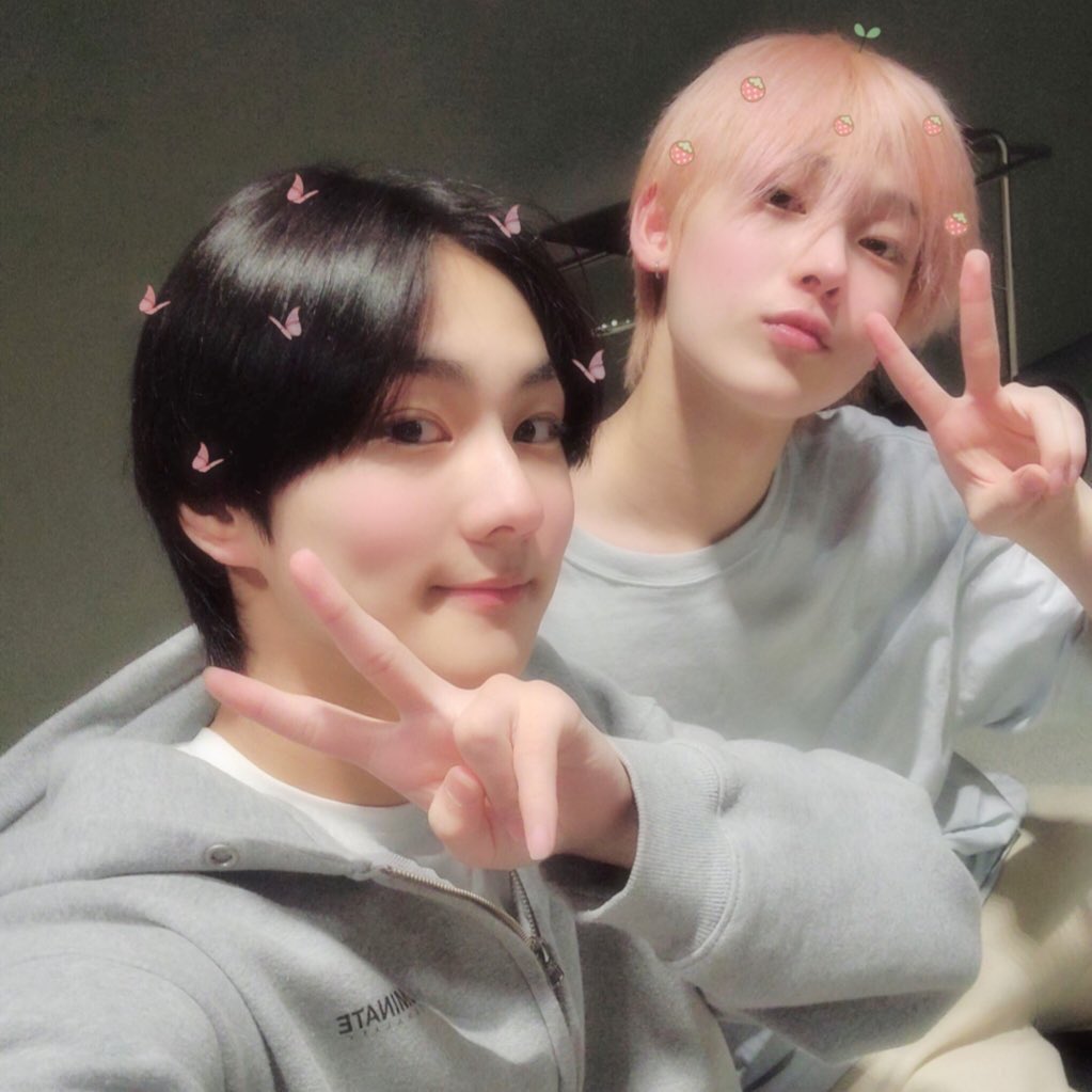 ensofties's tweet photo. sunwon cuties ^_^ https://t.co/3vbnbg8HwC