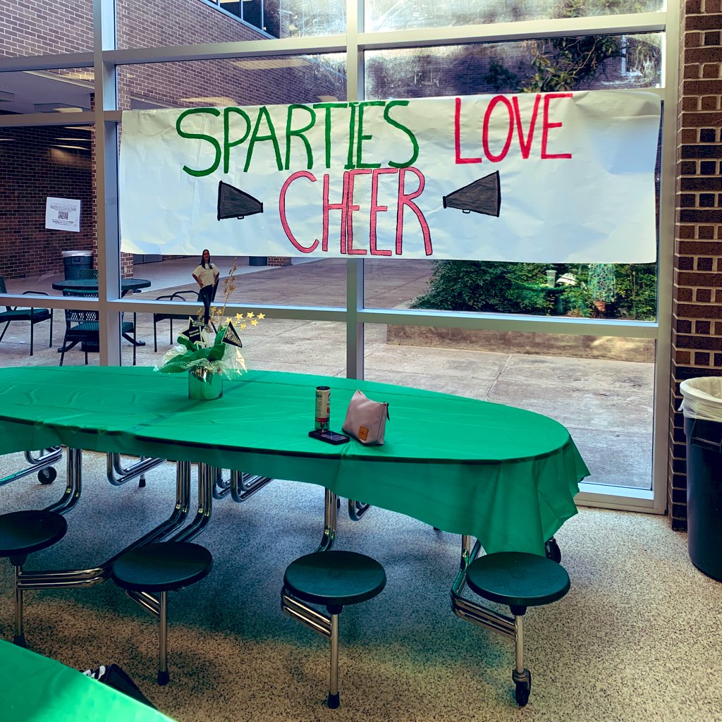 Last night was FUN!!! Spaghetti supper with our favorite ladies followed by some screen time on channel 2 news and a BIG WIN over Cy-Fair for the first time in 14 years! We’re 4-0!! 💚💛