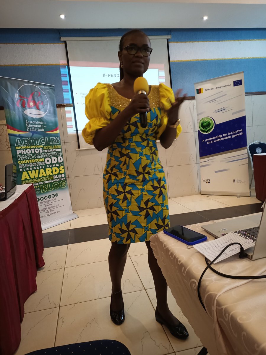 matango_club's tweet photo. 👉🏿Comment écrire pour le web dans un contexte de crise ?
👉🏿 Atelier de formation en écriture web organisé par @UEauCameroun et @BloggersCM
👉🏿 Vivianne Bohoken sur les techniques de vidéos
#UEmeetsABC
#UE https://t.co/o1dpVE0VNB