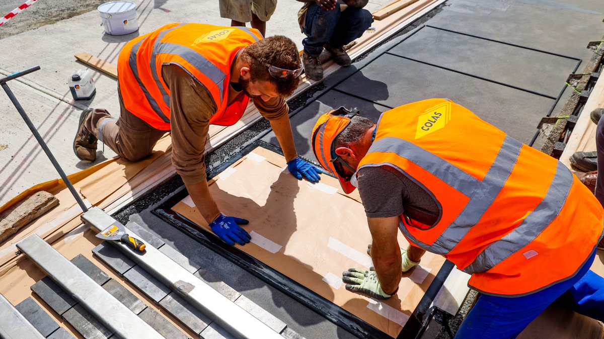 F_Azzopardi's tweet photo. #Today @InfraMalta started installing #Malta's first solar pavement at new Gheriexem Road promenade, #Rabat. Using #renewableenergy to energise the promenade's lighting. More importantly, a pilot project for more solar pavements in other localities soon. @followianborg @MaltaGov https://t.co/S9sT4Jhplu