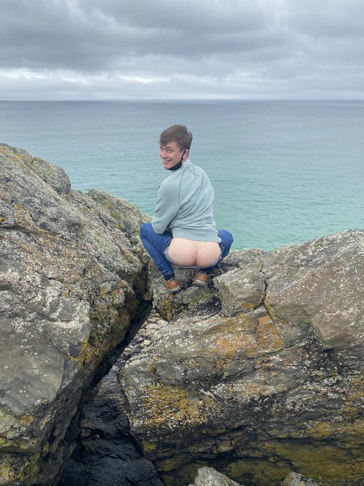 Look at the view ? 

Anyone wana get sexual by the sea?

♻️Retweet if you love the view♻️ https://t.