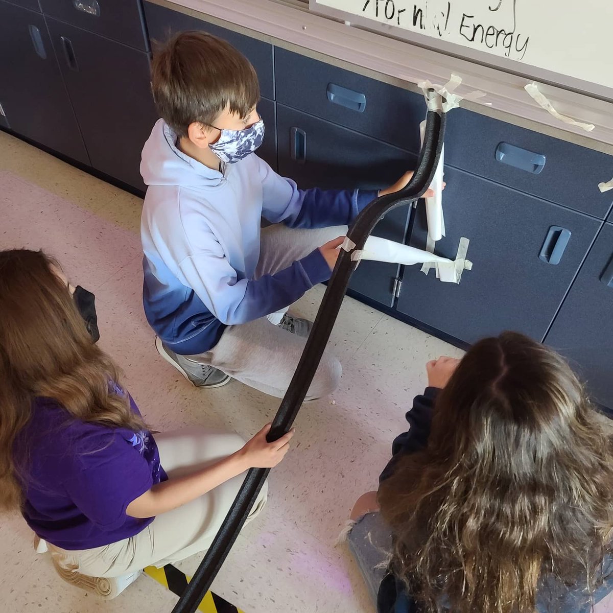 mshagenscience's tweet photo. Applying our knowledge of potential and kinetic energy to create roller coaster models 🎢 #bhwarrriorpride https://t.co/xAyf2R4Nkj