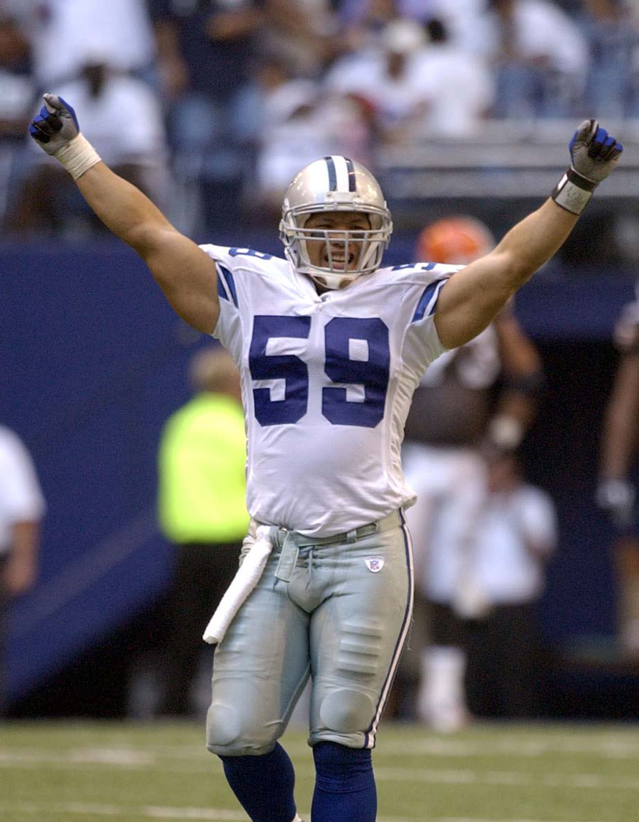 Happy Birthday to former LB Dat Nguyen. | 