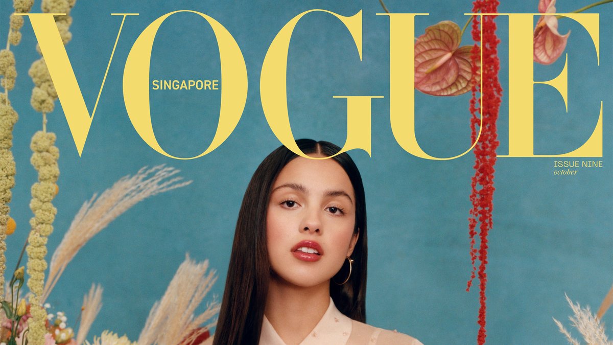 voguesingapore's tweet photo. .@Olivia_Rodrigo is the cover star of Vogue Singapore's anniversary 'Dreamers' issue. 

Read the interview in full before the magazine hits newsstands on 5 October:
https://t.co/fzUDpeZ2hE https://t.co/ULh9w3jQBL