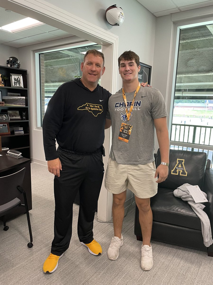 MaxDrag2's tweet image. Had a great time last Saturday @AppState_FB thank you @Coach_JWatts and @coach_sclark for an awesome time.