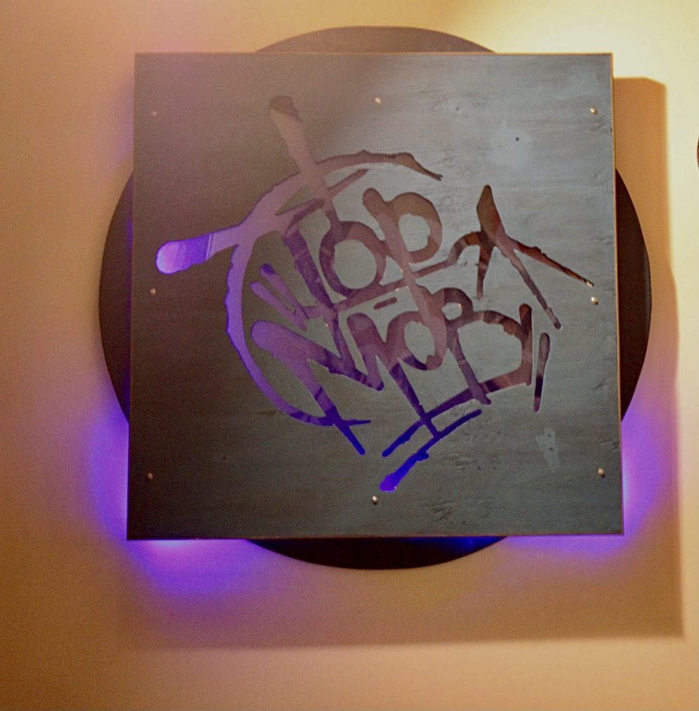 graffiti_new's tweet photo. #topmob art show, Under Nine Gallery, Chalmette, LA #graffart #graffiti #neworleansgraffiti https://t.co/KkmPRCUpwM
