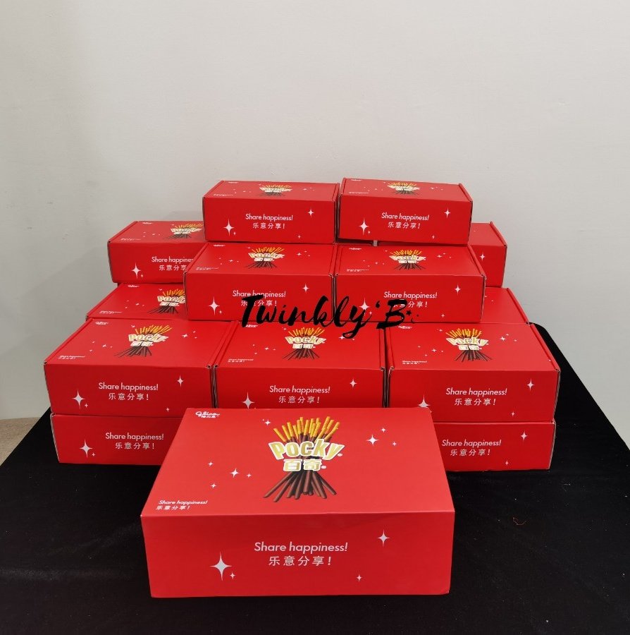 twinklybshop's tweet photo. #TWBUpdate pocky into1
🌼Poscard Set
แพท6, เคอ6, ซานตะ2, ริกิ 3, เจียหยวน1, เ���เค1
🌼พวงกุญแจ
แพท 2, เจียหยวน1
🌼เซต 99หยวน 6 เซต
🌼เซต สแตนดี้ 1
ยอดชำระรอบ2จะแจ้งทางเดมนะคับ ทยอยตามลำดับการโอน 🥰 https://t.co/s4fz3LppRE
