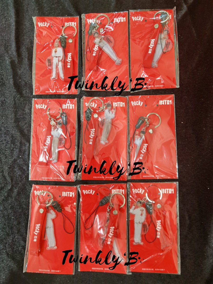 twinklybshop's tweet photo. #TWBUpdate pocky into1
🌼Poscard Set
แพท6, เคอ6, ซานตะ2, ริกิ 3, เจียหยวน1, เ���เค1
🌼พวงกุญแจ
แพท 2, เจียหยวน1
🌼เซต 99หยวน 6 เซต
🌼เซต สแตนดี้ 1
ยอดชำระรอบ2จะแจ้งทางเดมนะคับ ทยอยตามลำดับการโอน 🥰 https://t.co/s4fz3LppRE