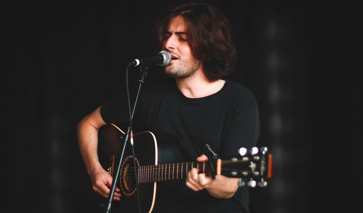 francofolies's tweet photo. Retour en images sur notre opération "Quartier libre" qui a débuté depuis lundi, à La Rochelle. Les habitants de Mireuil ont fait découvrir leur quartier au groupe @Shelmi_music  avec qui ils ont écrit, composé. https://t.co/ifbfnDY1VL