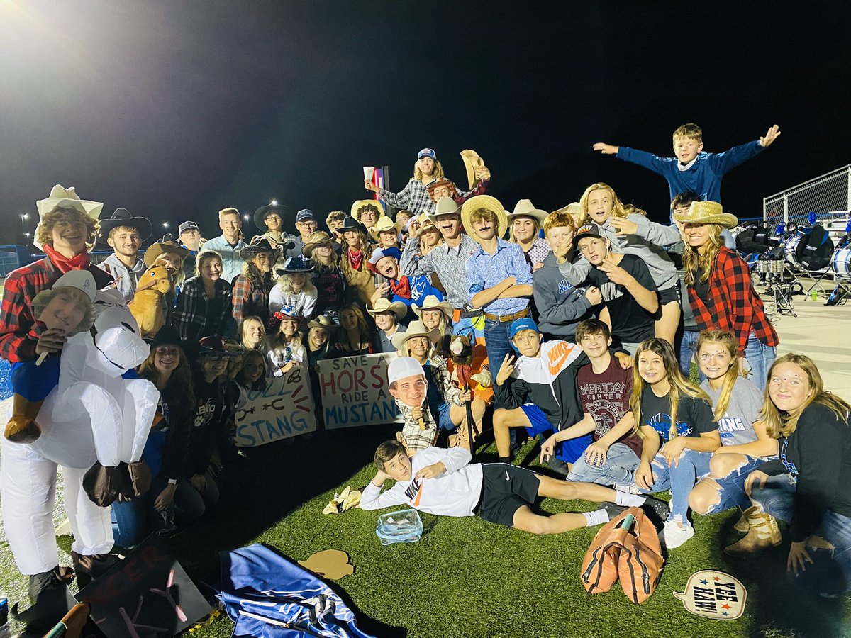 AllenEastAD's tweet photo. Student section cheering our team on to victory- western style 🤠 https://t.co/tdLCZL1NX3