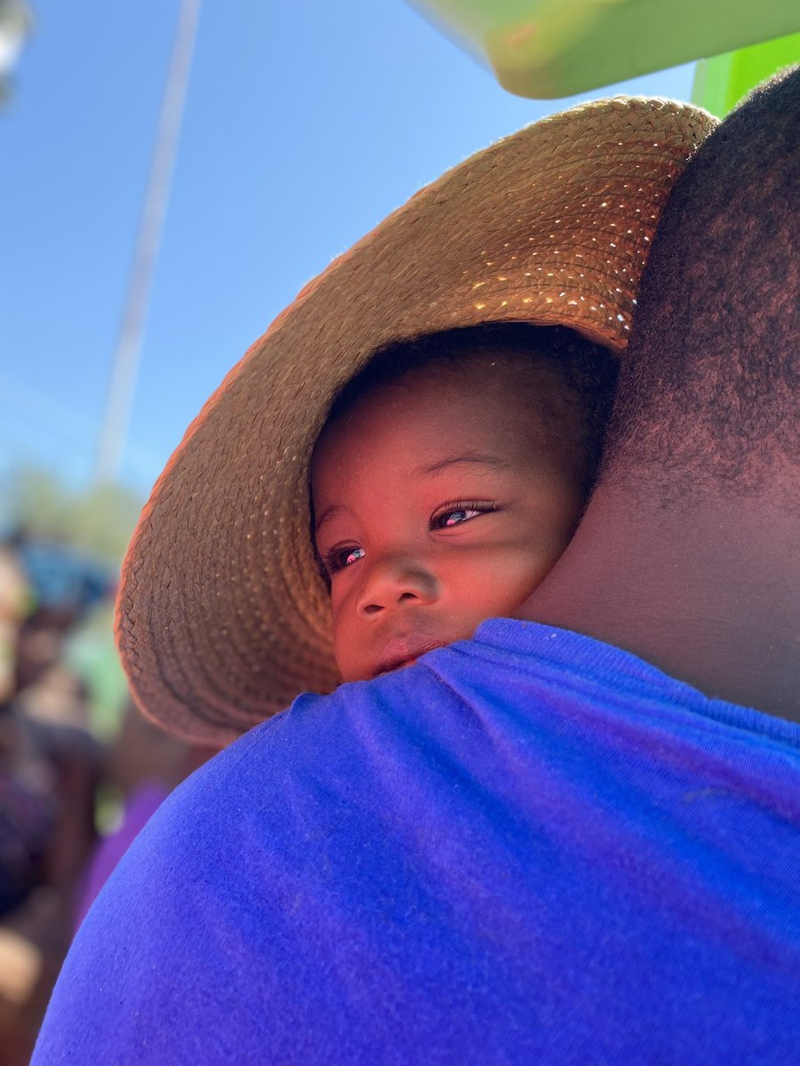 TheImmCoalition's tweet photo. 1.) These Haitian, Guatemalan, Honduran, Salvadoran, and Mexican Asylum-Seeking Children who live at the plaza in Reynosa, Mexico at the Southern Border are fearfully and wonderfully created in God’s Image worthy of love and protection. https://t.co/KeWL8bVxOI