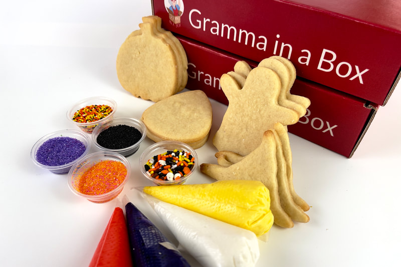 Mammanatty's tweet photo. Gramma in a Box is offering a fun #Halloween themed cookie kit (order before 10/8) Prices start at $25 for a single box, or save 10% with 3, 6, or 12 month options with code: FALL20 https://t.co/UIrrgAtm8w #grammainabox #subscriptionbox #cookiekit #decoratingkit https://t.co/1cTSn7rpfV