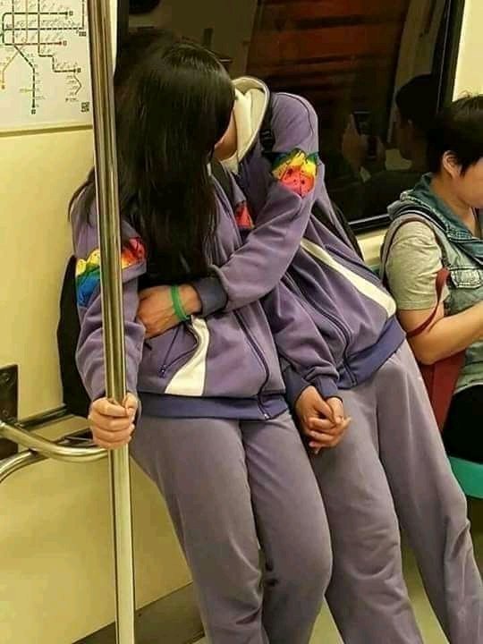 Todo es más bonito cuando estoy contigo😍❤️👩‍❤️‍👨🙉