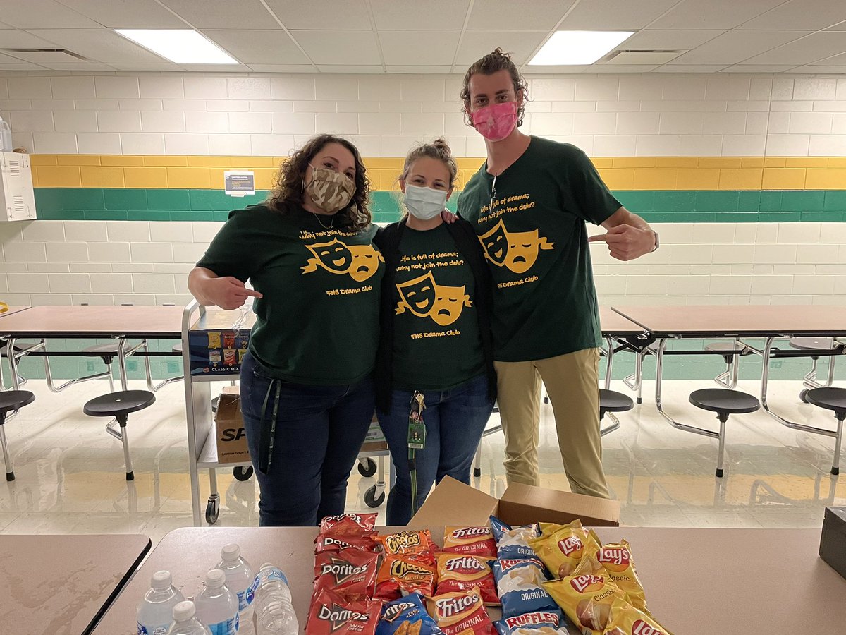 Drama Club had so much fun watching Dreamgirls last night for our club movie night! Thanks to all who attended and helped us out!