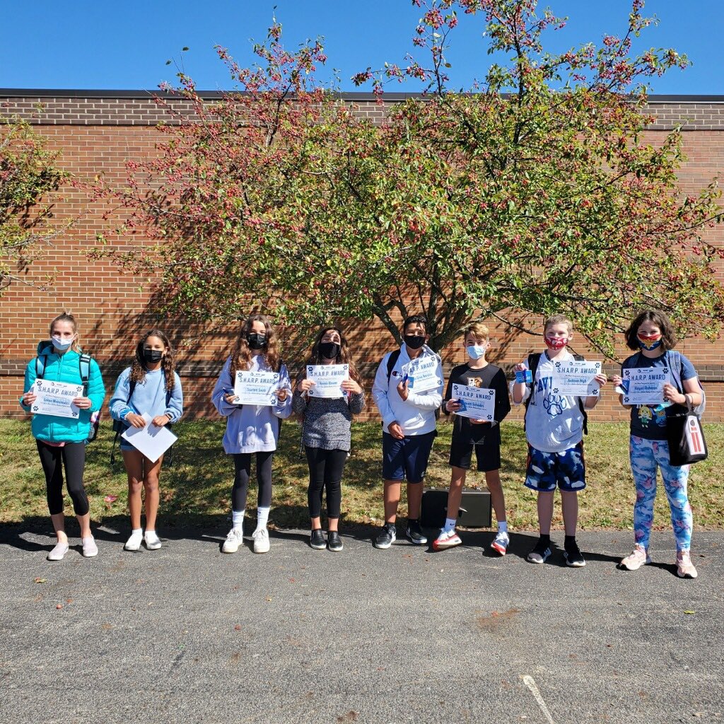 hilliard_tharp's tweet photo. Celebrating our students who were nominated by their peers.  They are SHARP- Students Helping All Reach Potential! https://t.co/UyK3LDmL16