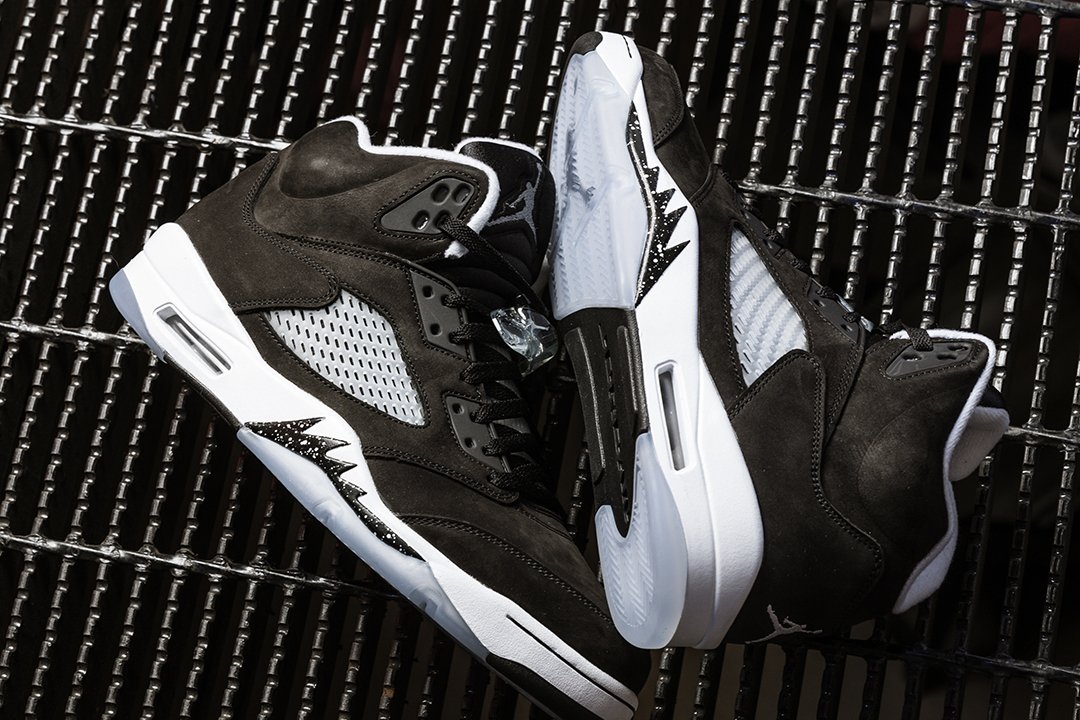 foot locker jordan 5 moonlight