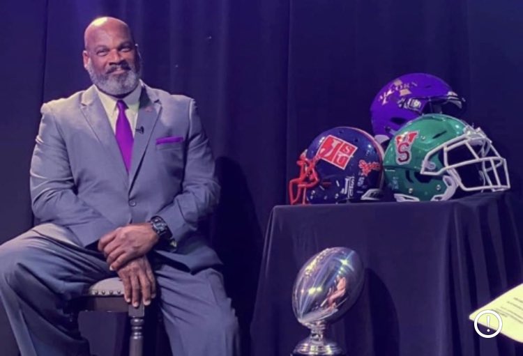 derekqualls4's tweet photo. Mood:
When you’ve already won and get to sit back and watch the “rest” play. #BetKnotLose #MemesReady #LoveTheSWAC https://t.co/lZ3k4SnO1n