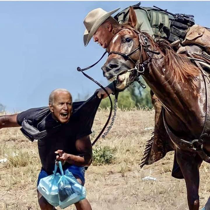 AngelOfficial's tweet photo. @chiproytx @JoeBiden @PressSec @RepMaxineWaters I #StandWithCBP 🏇 https://t.co/2he29ajBGS