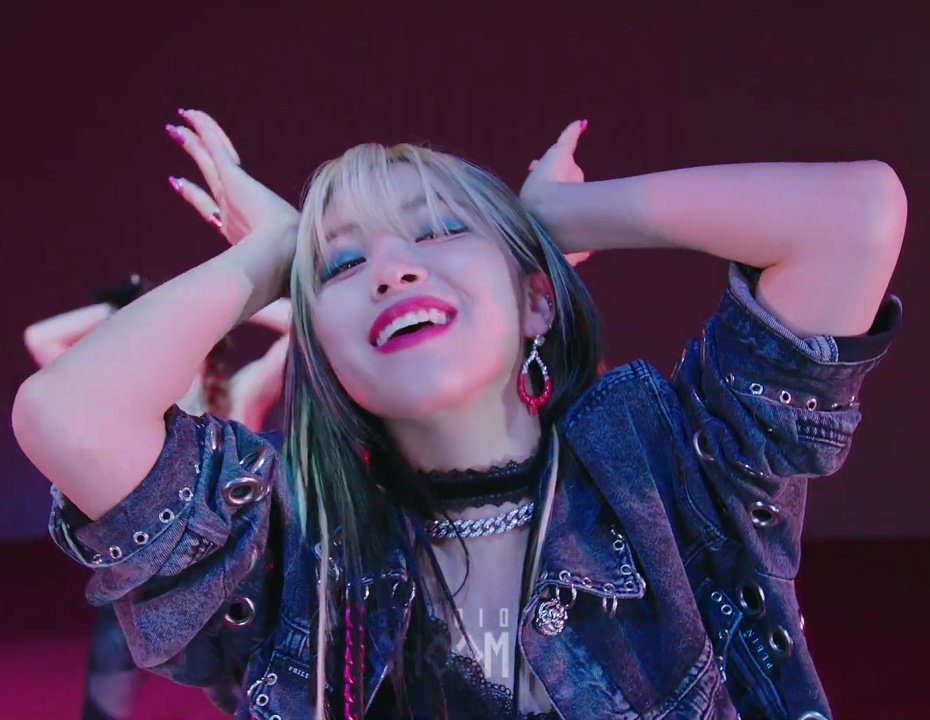 archiveryujin's tweet photo. SHIN RYUJIN FROM ITZY https://t.co/9gy5QrvKke