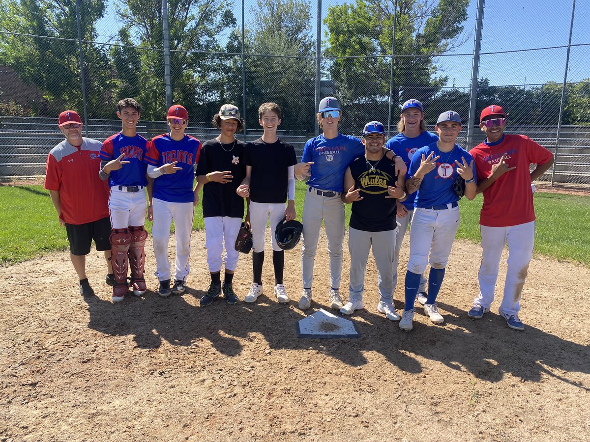 Team Beard takes the first W of the fall, 6-2 over Team Rev! #BeAGoldfish