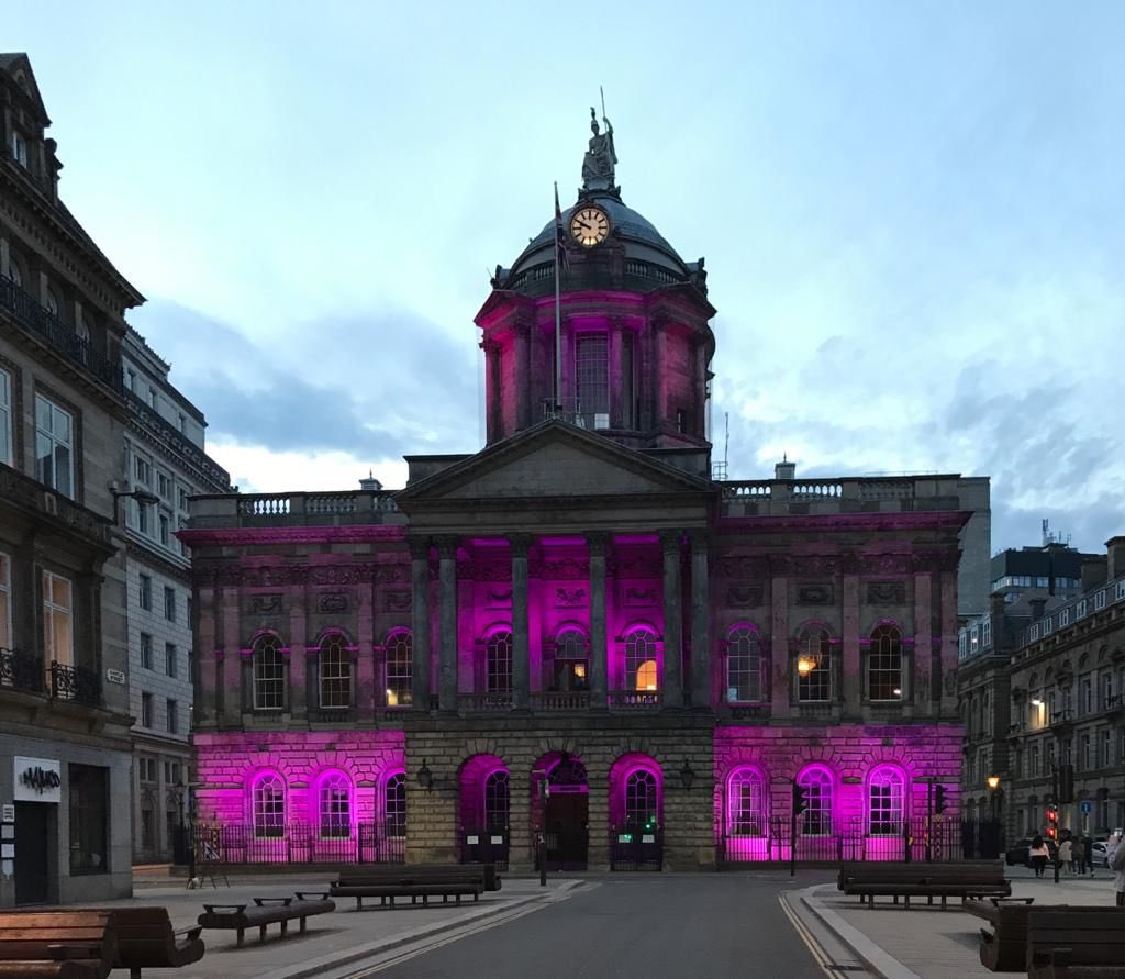 CultureLPool's tweet photo. If you can join us tonight in lighting a candle or shining a light to remember the victims of knife crime we appreciate your support as venues across #Liverpool are lit purple this evening as we join in nationally to remember and reflect 💜 📸 @stratusimagery #PlatformForChange https://t.co/DGMaF7XO73