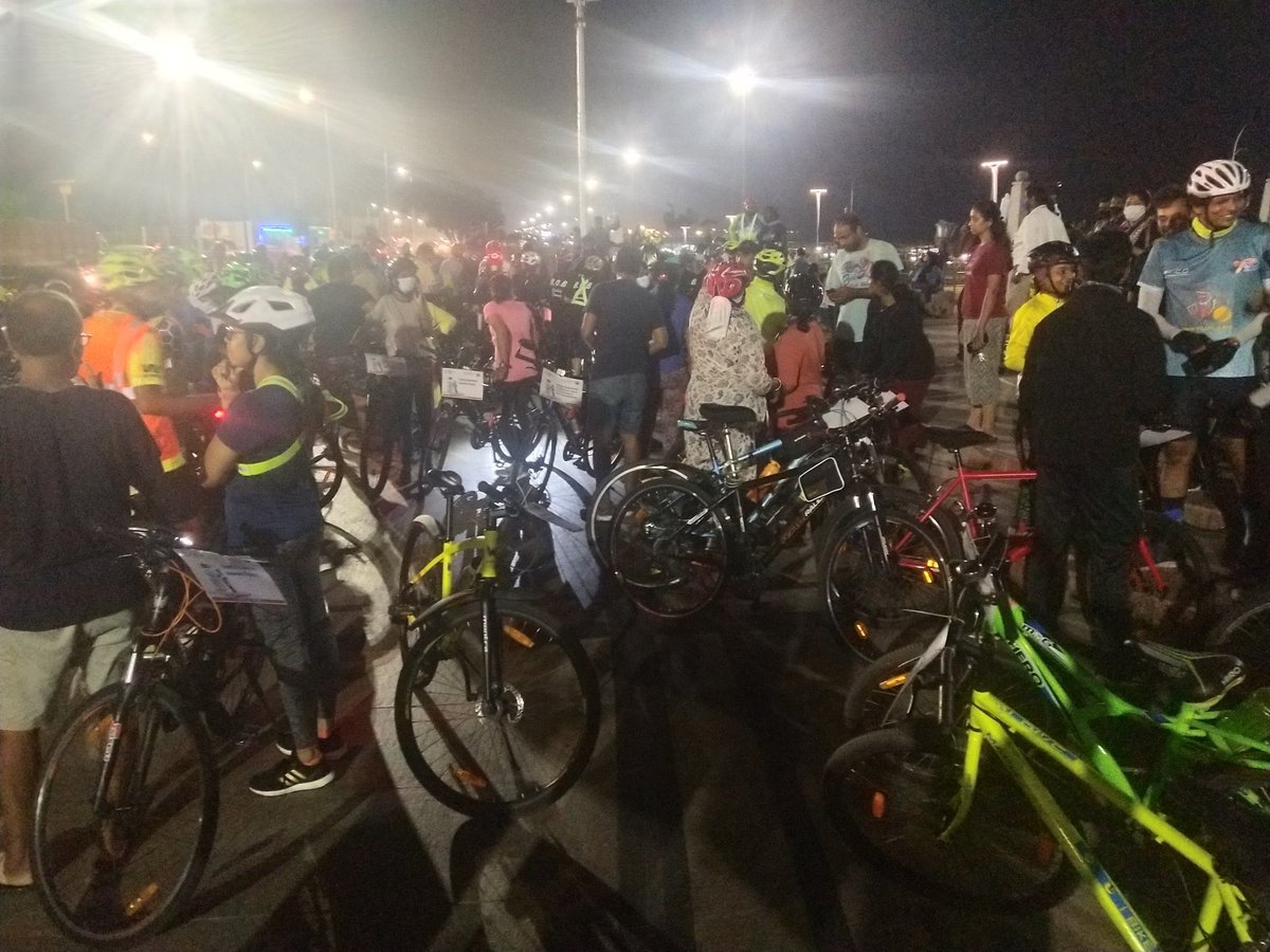 snehamohandoss's tweet photo. Was great participating at @chennaicorp 20kms women night ride cyclothon awareness event. It was fun riding the @SmartBikeIN at
#NammaChennai roads. https://t.co/ZXmGLj587K